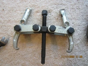 K-D Tools USA Two-Jaw 70311 & other useful vintage tools - Bild 1 von 5