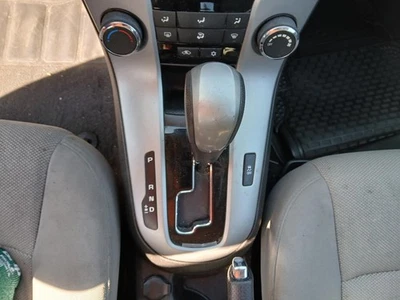 Used Manual Transmission Shifter Assembly fits: 2016 Chevrolet Cruze  Grade A Foto 1 de 4