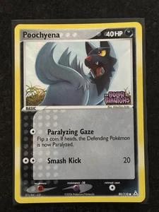 Tarjeta Pokémon Poochyena 80/110 Holon Phantoms holográfica inversa estampada  - Imagen 1 de 3