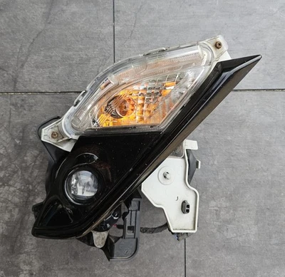 MAZDA CX-3 CX3 Fog Lamp 2018-2021  5 Door Hatchback Complete Right Drivers - Image 1 of 4