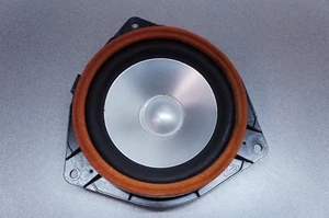 2006-2009 TOYOTA PRIUS FRONT INTERIOR DOOR SPEAKER JBL OEM 86160-AC280 - Picture 1 of 3