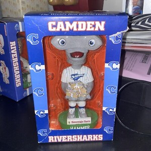 Brand new 2002 MiLB Camden NJ RiverSharks Hammer Mascot BobbleHead