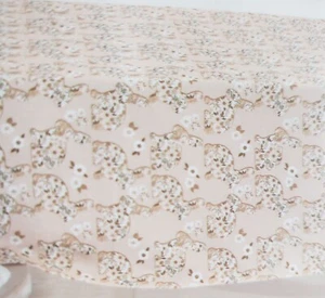 Printed Fabric Tablecloth 60" Round (4-6 people) EASTER FLORAL BUNNIES & FLOWERS - Picture 1 of 15