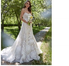 B697 A Line Sweetheart  Lace Wedding Dress with Sash Ribbon Flower All Size O