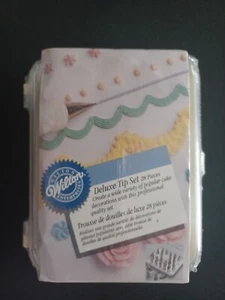 Wilton Deluxe Tip Set 28 Piece New in Case - Picture 1 of 3