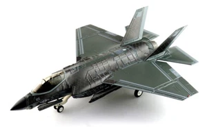 Hobby Master 1:72 USN Lockheed-Martin F-35C Joint Strike Fighter, Chrome, HA6212 - Picture 1 of 4