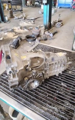 Manual Transmission 2.7L Fits 00-04 PORSCHE BOXSTER 1261929 - Image 1 of 4