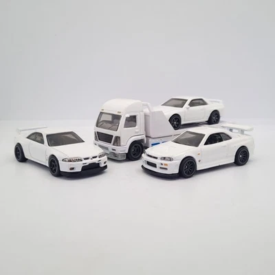 HOT WHEELS 2021 NISSAN SKYLINE GT-R PREMIUM COLLECTOR SET GARAGE DIORAMA LOOSE - Image 1 of 4