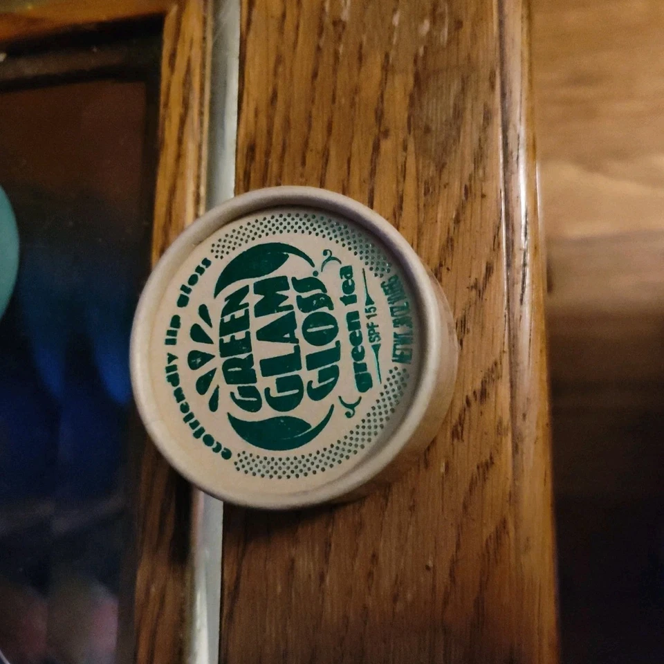 ON10 Green Glam Gloss Eco Friendly Shimmer Up Aloe With SPF 15 - Image 1 of 1