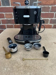 Máquina de café espresso De'Longhi Icona Micalite en negro ECO310.BK probada - Imagen 1 de 18
