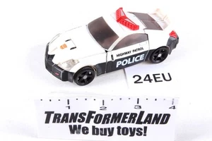 Prowl Figure Deluxe Universe 2 Transformers - Picture 1 of 3