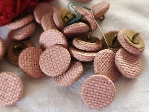 lot 10 boutons anciens vintage passementerie rose à pied  1,4 cm ref 2630 - Picture 1 of 3