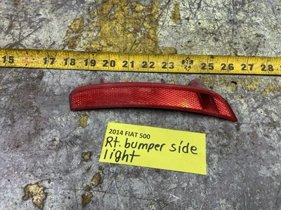 Luz lateral parachoques trasero derecho pasajero FIAT 500 12-18 2 puertas Foto 1 de 4