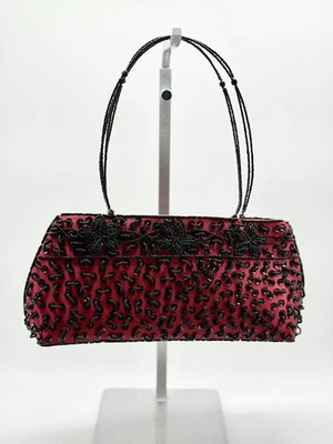 Bolso de noche vintage hecho a mano negro y rojo satinado con cuentas Foto 1 de 4