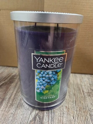 Yankee Candle Vineyard Uva Vela Grande 22oz Tarro de Vidrio Retirado Tapa de Metal Foto 1 de 4