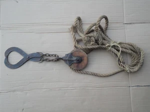 Antique Cast Iron & Wood Barn Pulley & Hanger w/ 22' Rope Rustic Primitive NICE - Picture 1 of 8