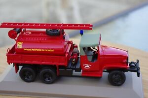   GMC  353 camion de pompier  1/43      