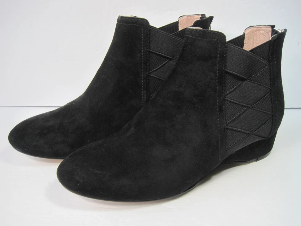 Taryn Rose Folks  Black Suede Ankle Bootie Size 7.5 NWOB - Image 1 of 4