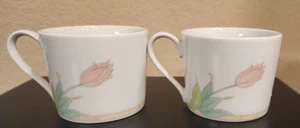 VTG LORD&TAYLOR JAPAN PINK TULIP FLOWER &LEAVES COFFEE/TEA CUP MUG RARE SET OF 2 - Picture 1 of 10