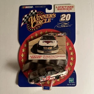 Auto 1:64 Druckguss Tony Stewart 1996 Pontiac Grand Prix Mariah Vision 3 Lifetime - Bild 1 von 2