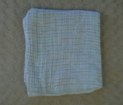 Aden + Anais Waves 婴儿毯襁褓 白色 灰色 水蓝色 Squiggles 线条 — 第 1/4 张图片