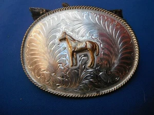 VINTAGE HANDMADE SLIVER CRAFT WESTERN SLIVER COLORED BELT BUCKLE W/ HORSE  - Picture 1 of 11