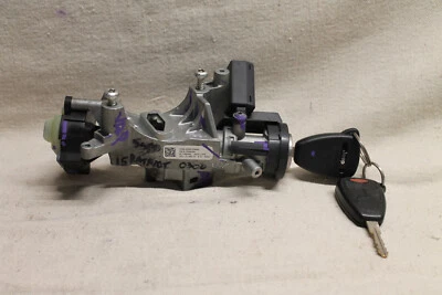 Jeep Patriot 07 08 09 10 - 17 Ignition Switch Lock Cyl MANUAL (2) Keys #0300 - Image 1 of 4