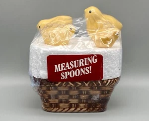 RED SHED Farmhouse Home Decor Ceramic Basket Yellow Chick Measuring Spoon Set  - Picture 1 of 9