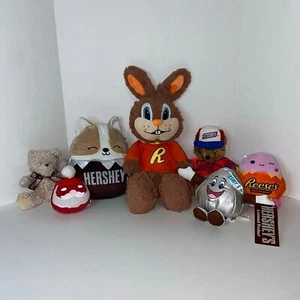 Hershey Park Plüsch Set - Kiss, Reese’s Reester Rabbit, Hersheys Snickers Bär - Bild 1 von 9