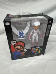 Nintendo The Super Mario Bros Movie 5-inch Peach Figure with Spiny Blue Shell - Picture 1 of 7
