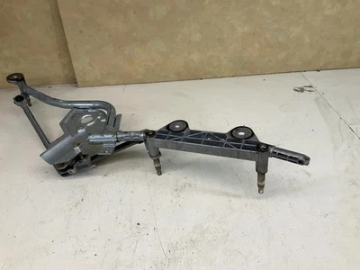 03-06 Mercedes-Benz R230 SL500 Front Windshield Wiper Transmission Linkage N - Image 1 of 4