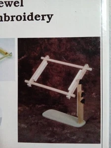 Edmonds Sit-on Split Rail Needlework Wood Scroll Frame - Made in USA NEW 9 X 18 - Picture 1 of 6