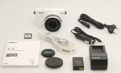 Nikon 1 J3 Digitalkamera mit Zubehörpaket - Bild 1 von 3