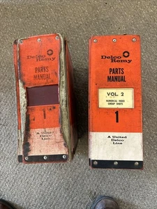 Delco Remy Dealer Master Parts Manual Vol 1 y Vol 2 Libro 1950’s 60’s 70’s - Imagen 1 de 7