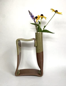 Jarrón escultural de cerámica arte modernista vintage Ikebana arte contemporáneo - Imagen 1 de 17