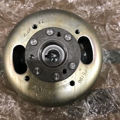 NUEVO Rotor Arctic Cat genuino OEM 3003-145 para Kitty Cat 1999 Foto 1 de 4