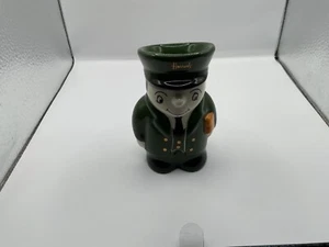 (1) Vintage 1990er Jahre HARRODS KNIGHTSBRIDGE IKONISCHER TÜRSTEHER PORZELLAN EIBECHER NEU! - Bild 1 von 6