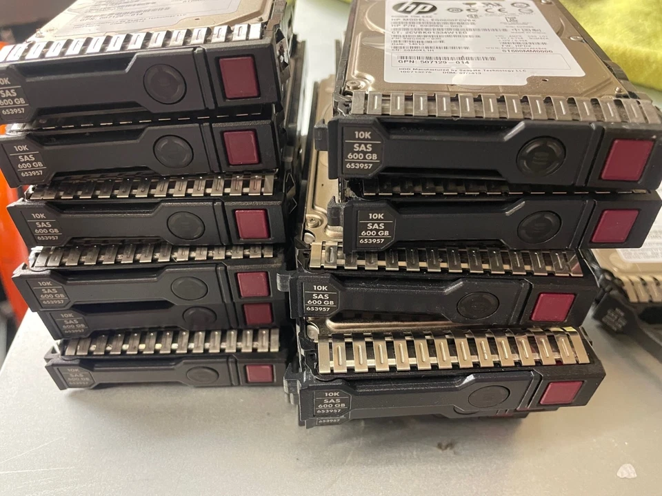 Disco duro 652583-B21 HP 653957-001 600 GB 6G SAS 10K 2,5 SC Foto 1 de 1