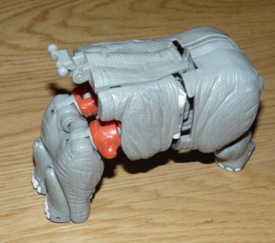 TRANSFORMERS BEAST WARS IRONHIDE ELEPHANT TAKARA HASBRO VINTAGE SPARE PART - Immagine 1 di 2