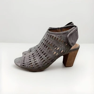 Womens Peep Toe Booties Sandals size 7.5 Taupe 3.5" Block Heel Shoes Neutral - Image 1 of 4