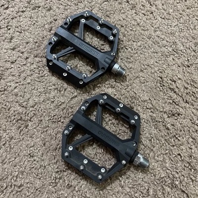 Shimano PD-GR400 Deore Black Flat Pedals - Image 1 of 4