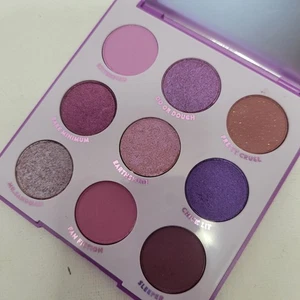 NUEVA Paleta de Sombras de Ojos Colourpop It's My Pleasure Polvo Prensado 9 Colores Púrpura - Imagen 1 de 8