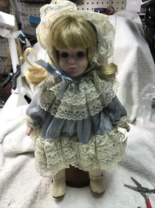 Wimbleton Collection Lexington Hall Porcelain Doll Hand Painted- Box & Music Box - Picture 1 of 11