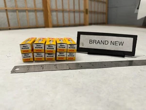 10 Pack NGK Standard Spark Plugs 2641 DCPR9E 2641 DCPR9E Tune Up Kit TEN PC LOOK - Foto 1 di 4