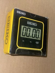 SEIKO DIGITAL COUNTDOWN TIMER & STOPWATCH W/ STAND BLACK / YELLOW Model: QHY001Y - Picture 1 of 7