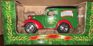 Ertl John Deere 1/25 1938 Bantam Panel delivery Van Christmas 2000 #15101 - Picture 1 of 1