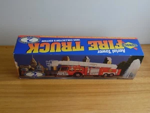 1995 SUNOCO Collector's Edition Aerial Tower Fire Truck 2nd In Series 1:35 - Picture 1 of 7