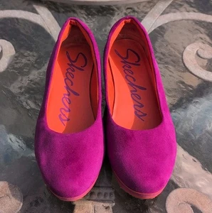 Skechers Womens Shoes Sz 7.5 Loafers Fuschia Memory Foam Comfort GUC - Picture 1 of 8