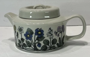 Vintage Arabia Finland Flora Botanical Teapot Ulla Procope Esteri Tomula - Picture 1 of 3