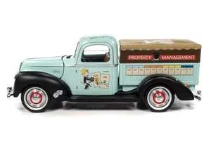 AMERICAN MUSCLE, Camion FORD 1940 MONOPOLY verde e nero, 1/18,  AMMAWSS138 - Foto 1 di 7